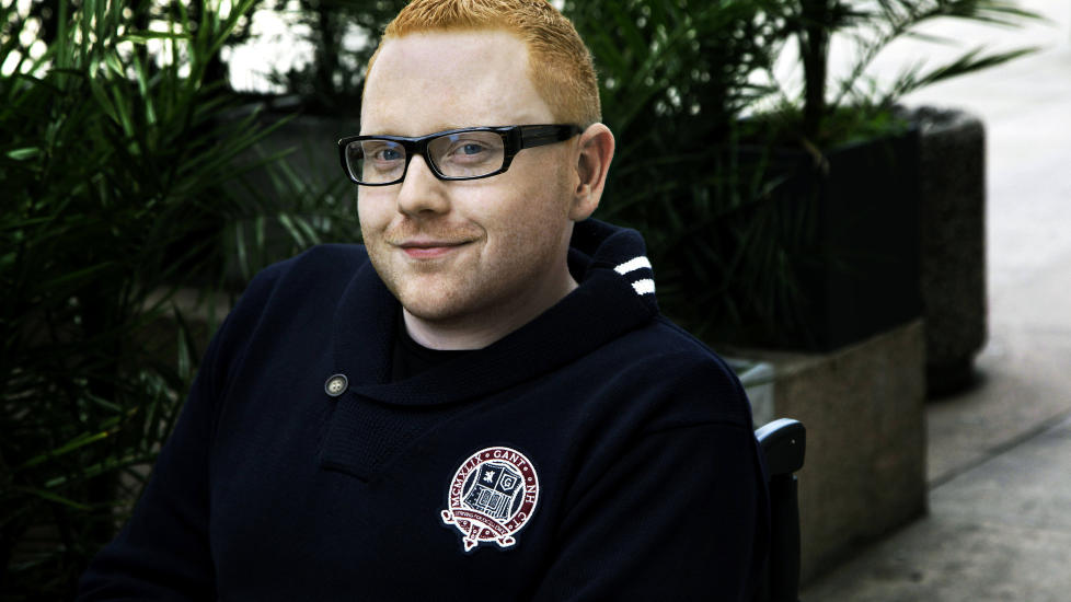 SUPERDEBUT: Jan-Erik Fjell ble omtalt som den nye Jo Nesb� da han debuterte med krimboka �Tysteren� for to �r siden. N� er han ute med den vanskelige andreboka. Foto: Steinar Buholm / Dagbladet.