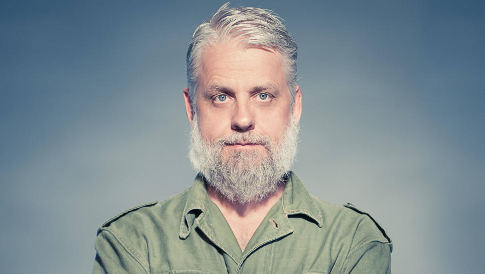 LITE FERIEIDYLL: Det groteske og dyriske gjennomsyrer B�rd Torgersens roman, om en postmoderne kjernefamilie p� tur til Gran Canaria. Foto: OKTOBER