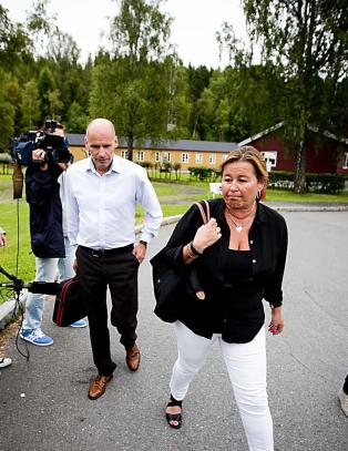 Slik forbereder forsvarerne Breivik før morgendagen