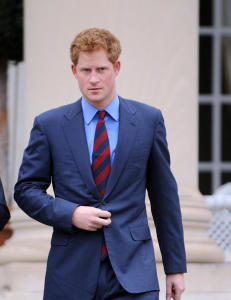 Britisk avis trykker bildene av nakne Harry