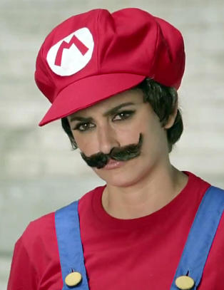 P�nelope Cruz tapte �veddem�l� - m�tte kle seg ut som Super Mario