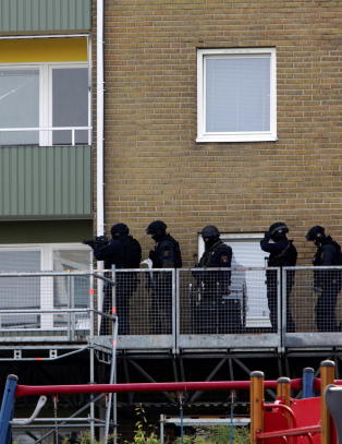 Fem �r gammel gutt hentet ut av politiet