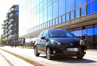 HYBRID SMÅBIL: Toyota Yaris Hybrid. Foto: Egil Nordlien, HM Foto HYBRID SMÅBIL: Toyota Yaris Hybrid. Foto: Egil Nordlien, HM Foto