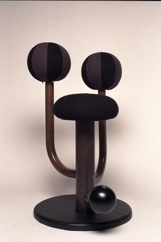 �GARDEN�: Sittetreet �Garden� ble brukt av karakteren Worf i TV-serien �Star Trek: The Next Generation�, om bord i hans stjerneskip �Enterprise�. Foto: Mette Randem