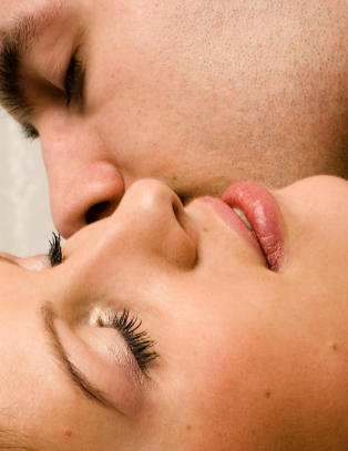 Er du av de som synes sexsnakk er pinlig?