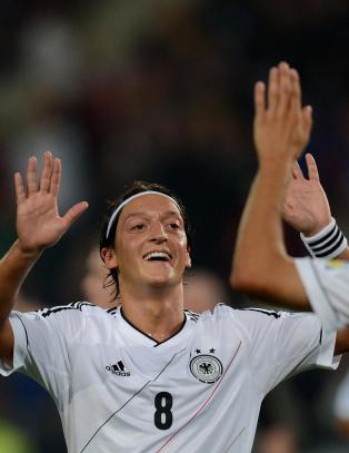 Tyskland ser etter VM-hotell etter bare �n kvalikkamp