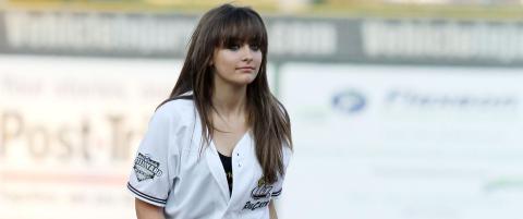 Paris Jackson (14) trosser tante Janet