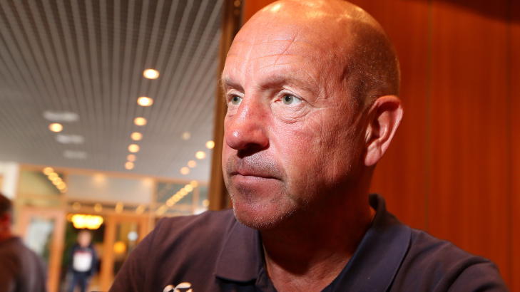 HÅPER FLERE KOMMER: Toppfotballsjef Nils Johan Semb håper og tror flere bestemmer seg for å reise på landskamp i morgen ettermiddag. Foto: Håkon Mosvold Larsen / NTB scanpix HÅPER FLERE KOMMER: Toppfotballsjef Nils Johan Semb håper og tror flere bestemmer seg for å reise på landskamp i morgen ettermiddag. Foto: Håkon Mosvold Larsen / NTB scanpix