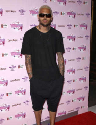 Chris Brown sjokkerer med tatovering av «mishandlet kvinne»