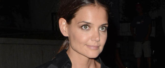 Katie Holmes stengte ute pressen
