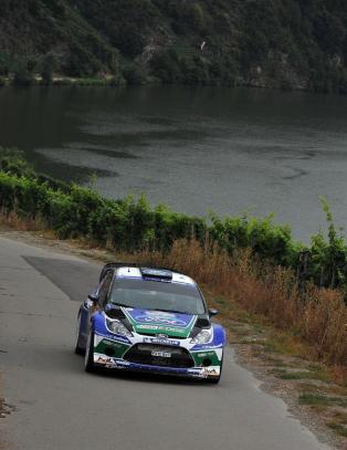 Solberg valgte � starte rett bak Loeb i Rally Storbritannia