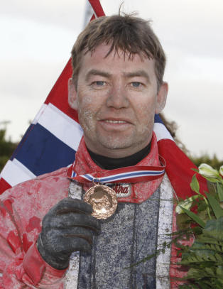 Kusk overkj�rt to ganger i travl�p