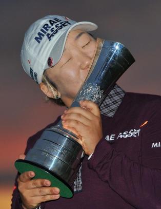 Shin med overlegen British Open-triumf