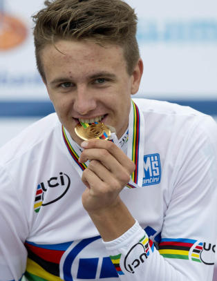 - M�let er � vinne Tour de France