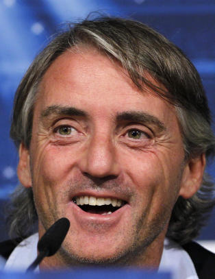 Mancini anbefaler �Tevez-kuren� for Ronaldo