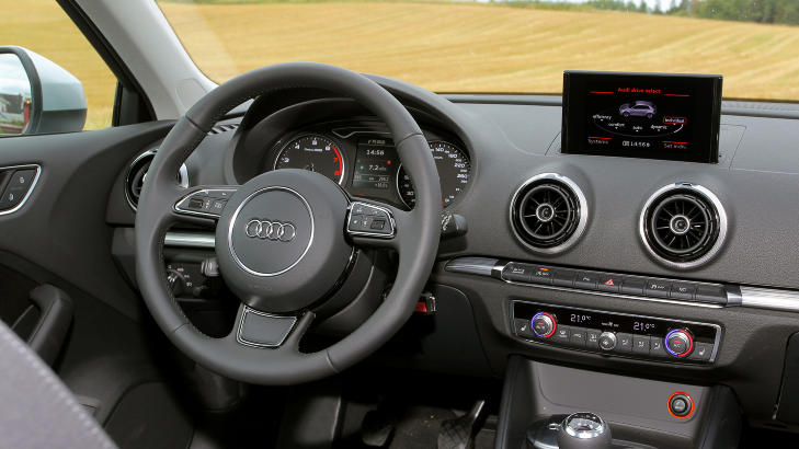 GJENNOMTENKT: Betjeningskonseptet i nye A3 er s�rdeles gjennomtenkt.