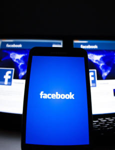 Vil ta penger for � la deg kontakte fremmede