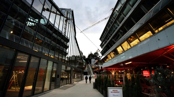 MED VULKANSK KRAFT: Det gror godt langs Akerselva i Oslo. Siste tilskudd heter Vulkan, der finner du alt fra barer og mathall til designskole. Foto: CHRISTIAN ROTH CHRISTENSEN