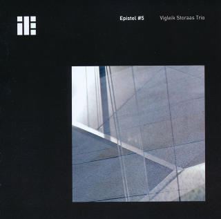 VIGLEIK STORAAS TRIO:  Suverent fra hardtswingende pianotrio.