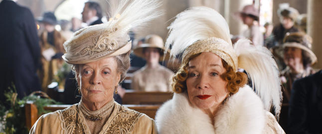 Britisk kostymedrama eller �Himmelbl� p� syre�?