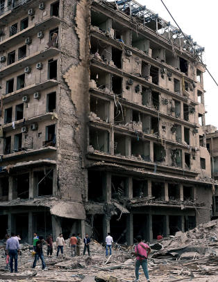 Minst 40 drept av bilbomber i Aleppo