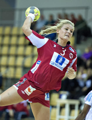 H�ndballjentene raknet mot Frankrike