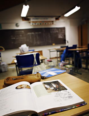 Mer til h�yere utdanning og ungdomsskolen