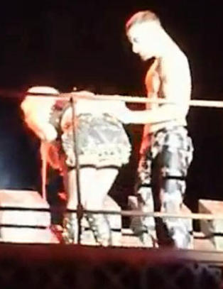 Lady Gaga tok en Bieber og kastet opp p� scena