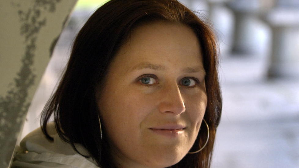 VIKTIG STEMME: Olaug Nilssen er forfatter og trebarnsmor. I samtaleboka
�Kj�kkenbordrealisme� lar hun m�dre (og en far) fortelle om kompromissene som m� til i familielivet &mdash; for � holde ut.
Foto: Tor Erik H. Mathiesen/Dagbladet