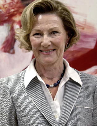 Roser dronningens �penhet om spontanabortene