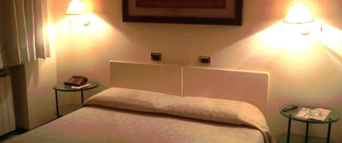 Her tenker du lett p� litt fordums sykepleier-pasient-romantikk