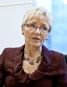 Navarsete sier hun vil beklage overfor Borch