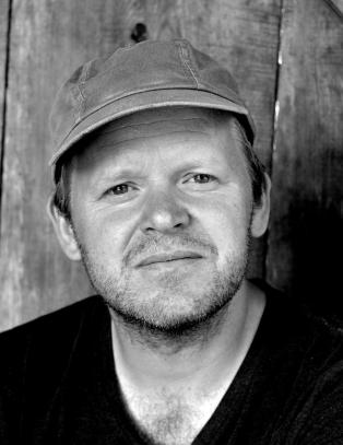 Datteren slo ham med noen m�neder