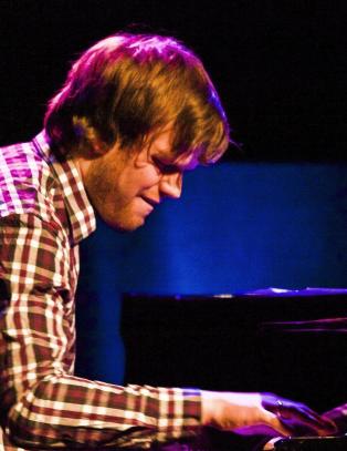 Ung debut, sikre veteraner