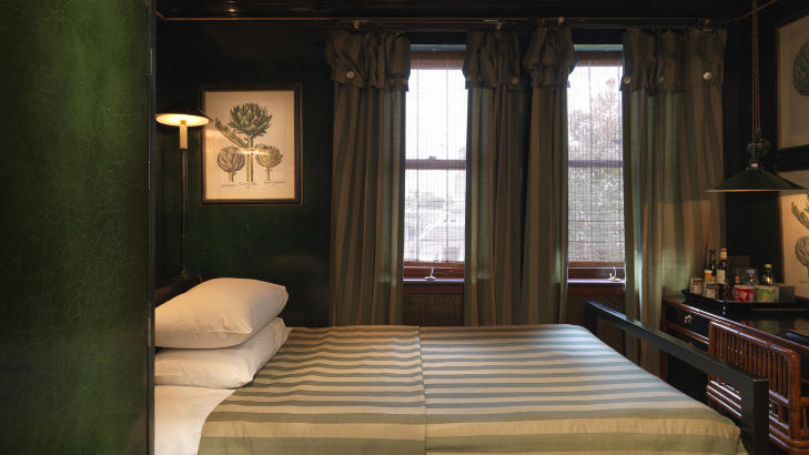 LITE ROM: Blakes hotel har et av de aller minste og dyreste hotellrommene Dagbladets anmelder noen gang har bodd p�.