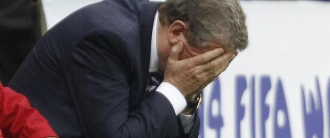 Hodgson skylder p� d�rlig bane i Polen