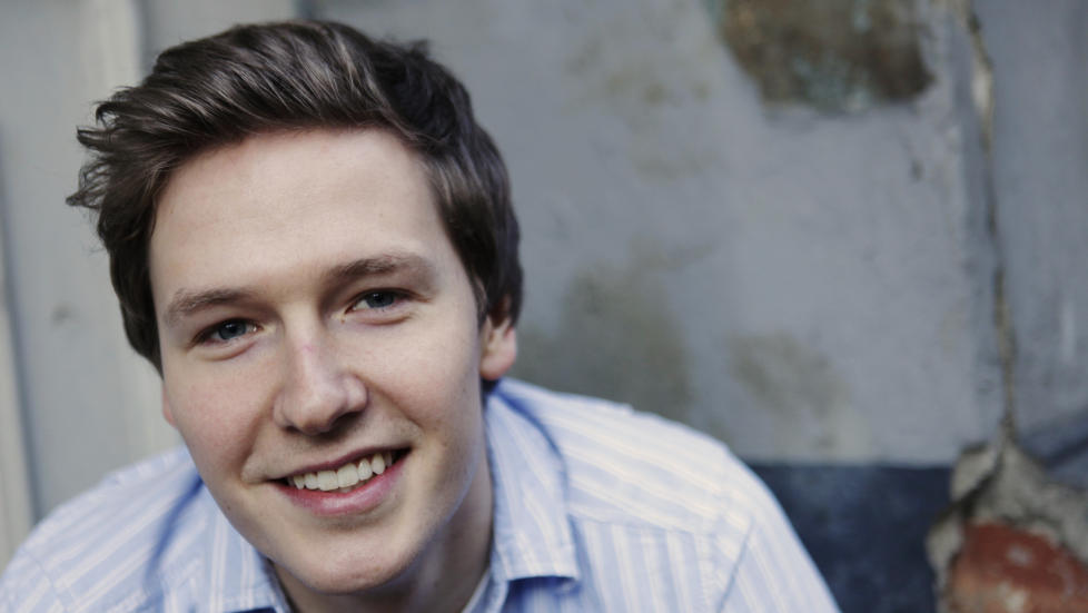 ANDREBOKA: I sin andre roman gir forfatter, tekstforfatter og moromann Christian Valeur oss en sint fortelling om et vemodig menneske. Og en vemodig fortelling om et sint menneske.
Foto: Erlend Aas / SCANPIX