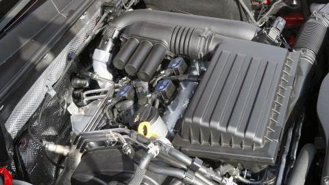 FRiSK LITEN TASS: Motoren er bare p� 1,4 liter, men med hjelp av en turbo, uter den 140 hestekrefter.