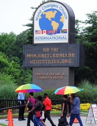 Minst en drept etter skytedrama i kirke i USA