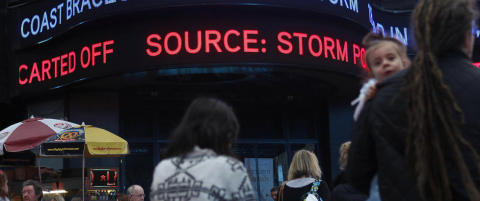 375 000 evakueres i New York i frykt for «Frankenstorm»