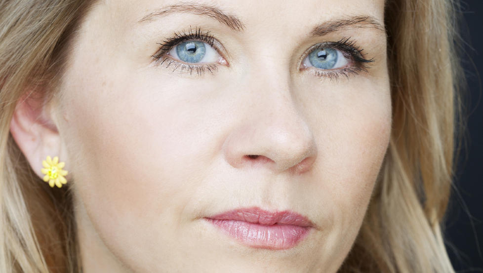 EN OSLOHISTORIE: Marianne Kaurin debuterer med en ungdomsroman om en j�diske familie i Oslo 1942. Massearrestasjonen av j�der 26. november for sytti �r siden, spiller en rolle i denne velsmidde fortellingen. Foto: Aschehoug