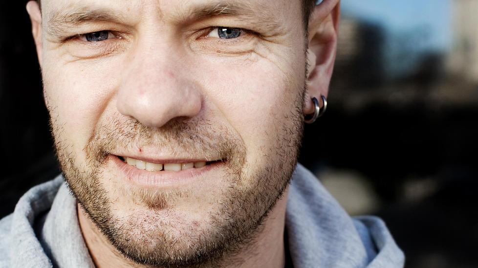 METAFOR-OVERDOSE: Litt for mange l�se tr�der i Harald Rosenl�w Eegs nye ungdomsbok, �Hunger�. Foto: Espen R�st / Dagbladet