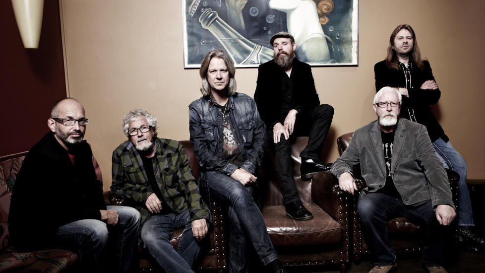 HELLBILLIES ANNO 2012: Hellbillies best�r av Bj�rn Gunnar Sando (f.v.), Arne Sandum, Aslag Haugen, assosiert medlem Lars Christian Narum,  Arne Mosl�tten og Lars H�vard Haugen.