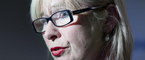 Du betaler l�nna til Bente Mikkelsen