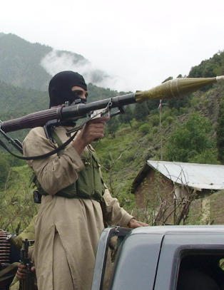 Tysk nynazist (27) som ble Taliban-kriger: - Jeg tabbet meg ut