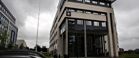 Hører du klikkelyder på telefonen? PST garanterer at det ikke er dem