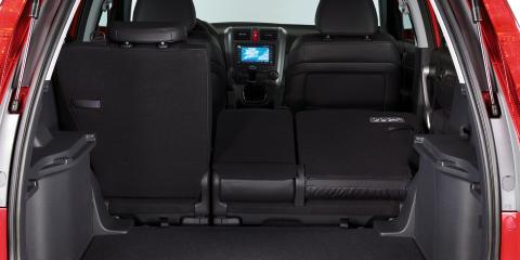 PLASS: Bagasjerommet varierer fra 442 - 556 liter avhengig av modell og utstyrtniv�. Med alle setene nedfelt blir plassen til 1532 liter (955 liter opp til vinduene). FOTO: Honda