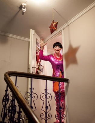 - Det er som � selge babyen sin