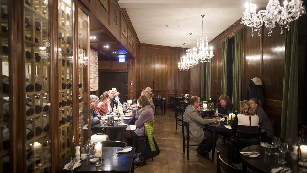 Bedre og bedre: Folkelig nede, stilig oppe, men maten er den samme begge steder. Heldigvis. Trattoria Popolare fikk god kritikk forrige gang Robinson og Fredag var der. Denne gang gikk det enda bedre. Foto:Thomas Rasmus Skaug / Dagbladet