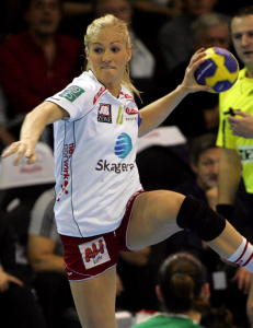 Larvik spiller hjemme f�rst i Champions League-finalen